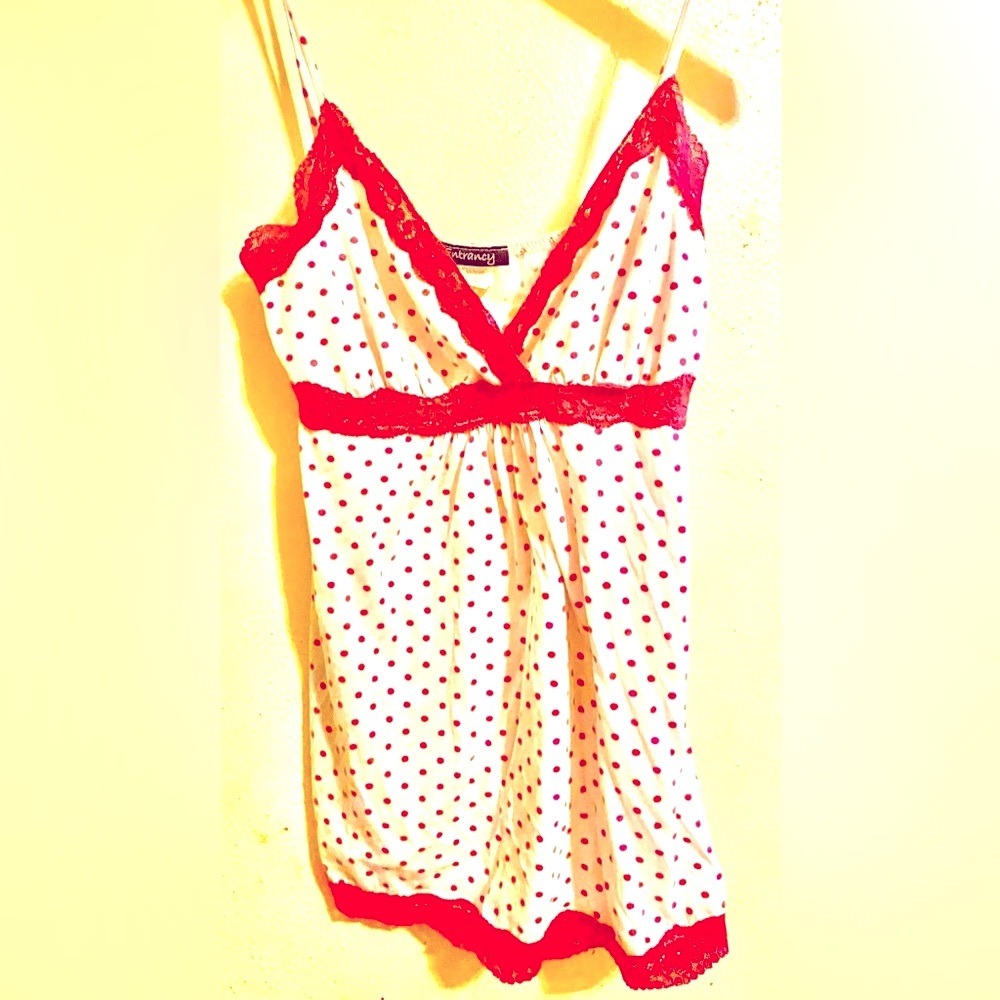 Entrancy 80s Vintage White Top with Pink Polka Dots, Size M